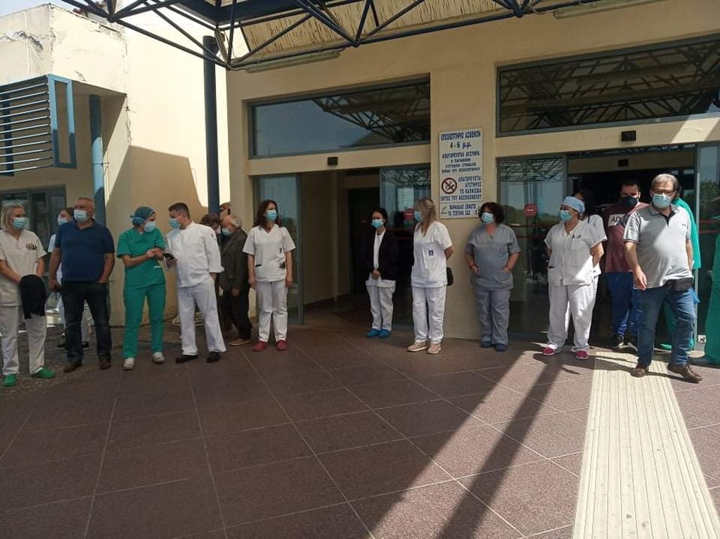 Κινητοποίηση νοσηλευτών στη Λάρισα – Ζητούν μονιμοποίηση και ένταξη στα Βαρέα και Ανθυγιεινά