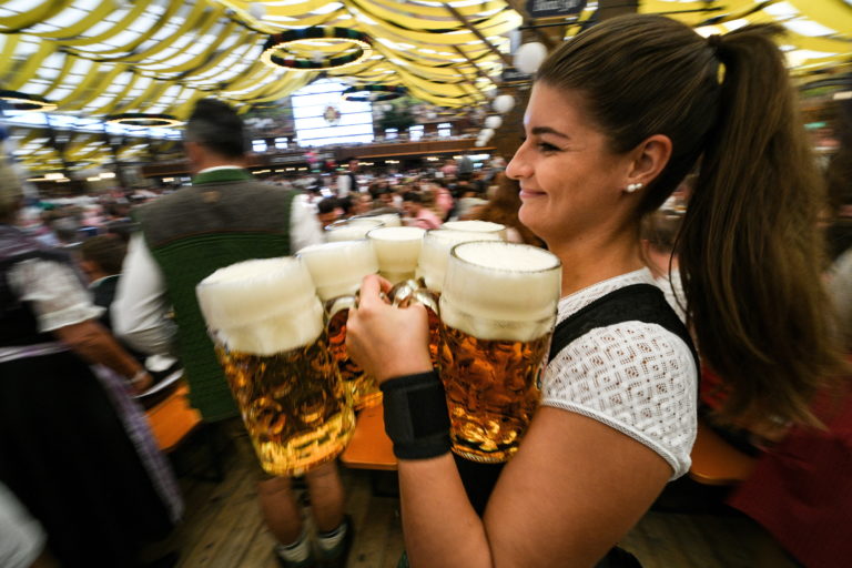 Γερμανία: Ακυρώνεται για 2η συνεχόμενη χρονιά το Oktoberfest λόγω κορονοϊού