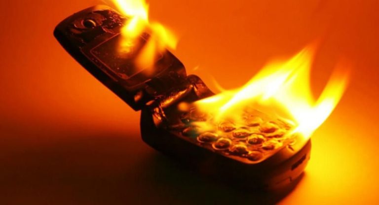 Κινδύνευσε να καεί 19χρονη Βολιώτισσα που πήρε φωτιά το κινητό της
