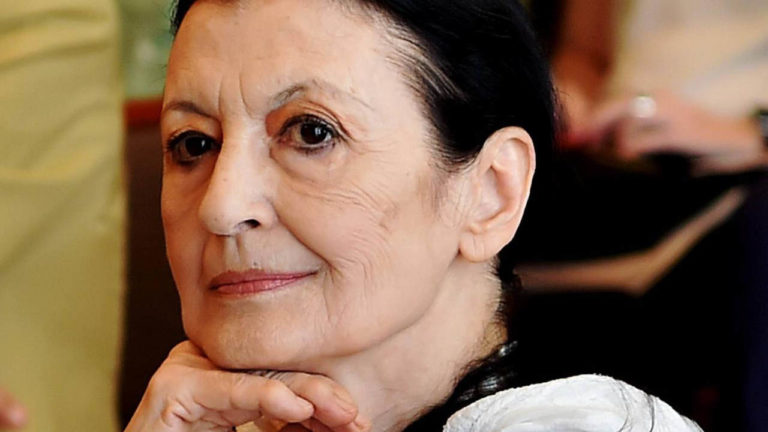Απεβίωσε στα 84 της η θρυλική μπαλαρίνα Carla Fracci, σύμβολο του Teatro alla Scala του Μιλάνου