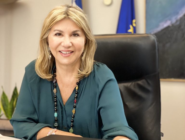 Ενημέρωση  Ζ. Μακρή από ΓΓ και ηγεσία ΥΕΘΑ για το Λιμάνι του Βόλου