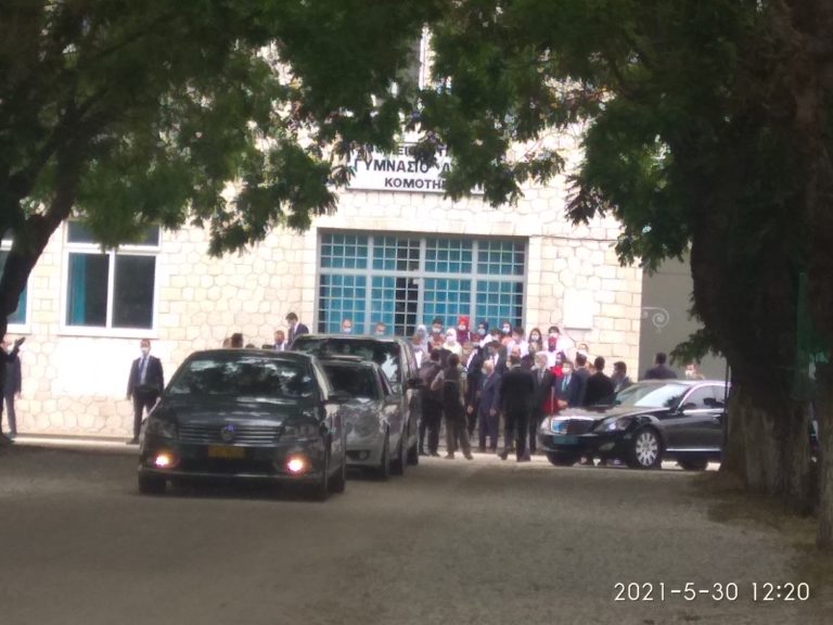 Κομοτηνή: Το μειονοτικό Γυμνάσιο – Λύκειο που επισκέφτηκε ο Μεβλούτ Τσαβούσογλου (video)