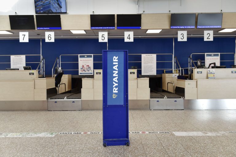 Ryanair: Δεν βρέθηκε τίποτα από τον έλεγχο στο αεροσκάφος στο Μινσκ, ενημερώθηκαν οι αρμόδιες αρχές