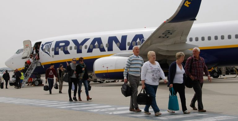 Γερμανία: Φάρσα για βόμβα υποχρεώνει αεροσκάφος της Ryanair σε αναγκαστική προσγείωση