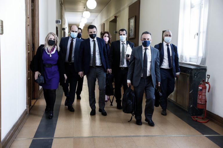 Βουλή: Επαφή Καλογρίτσα με κρούσμα κορονοϊού αναβάλλει την εξέτασή του από την προανακριτική