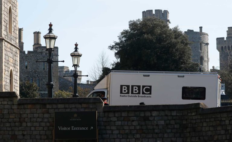 Βρετανία: Μια από τις χειρότερες κρίσεις βιώνει το BBC