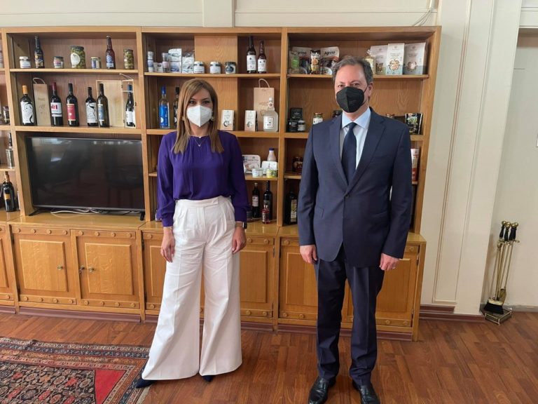 Συνάντηση της Στ. Μπίζιου με τον Σπ. Λιβανό