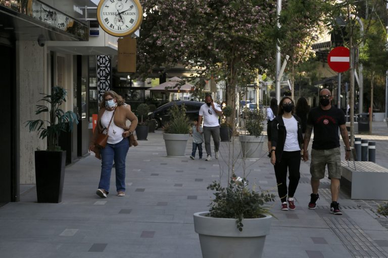 Θ. Βασιλακόπουλος: Χρειαζόμαστε τουλάχιστον 4 μήνες ακόμα για το «τείχος ανοσίας» (video)