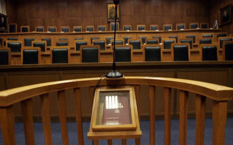 Προφυλακίστηκε ο 47χρονος που κατηγορείται ότι βίαζε την ανήλικη θετή του κόρη