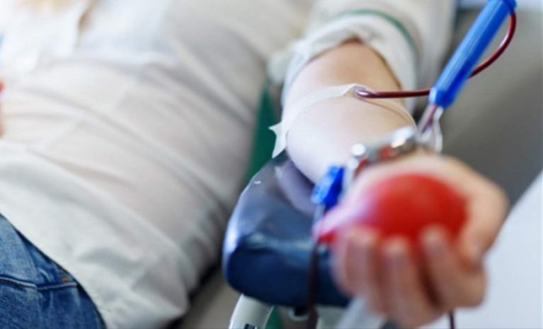 Σέρρες: Μειωμένη κατά 30% η προσέλευση αιμοδοτών στο Νοσοκομείο – Έκκληση για αίμα από την Κ. Τζιούρα