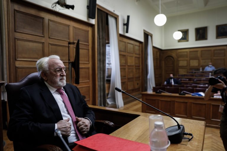 Προανακριτική: Νέα sms κατέθεσε ο Χρ. Καλογρίτσας για τον Ν. Παππά σχετικά με την εγγυητική