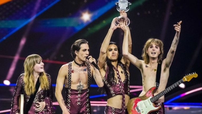 Eurovision 2021: Επέστρεψαν οι Måneskin στην Ιταλία, επόμενο βήμα το τεστ ναρκωτικών –  Δεν θα ασκήσει έφεση η Γαλλία