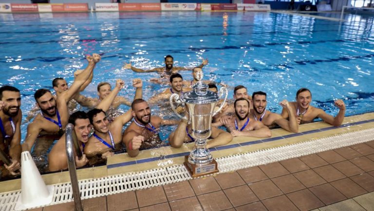 Πρωταθλητής για ένατη σερί χρονιά ο Ολυμπιακός