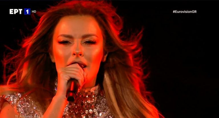 Eurovision: Η ξεχωριστή εμφάνιση της Αλβανίας και της Άντζελα Περιστέρη με το «Κάρμα» στον Β’ ημιτελικό – video