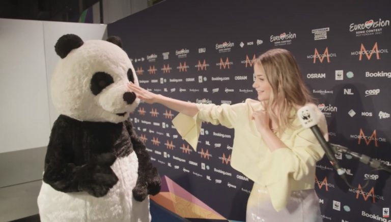 Eurovision 2021: Η Στεφανία ενώνει τη φωνή της με τη WWF σε ένα ηχηρό μήνυμα για τον πλανήτη