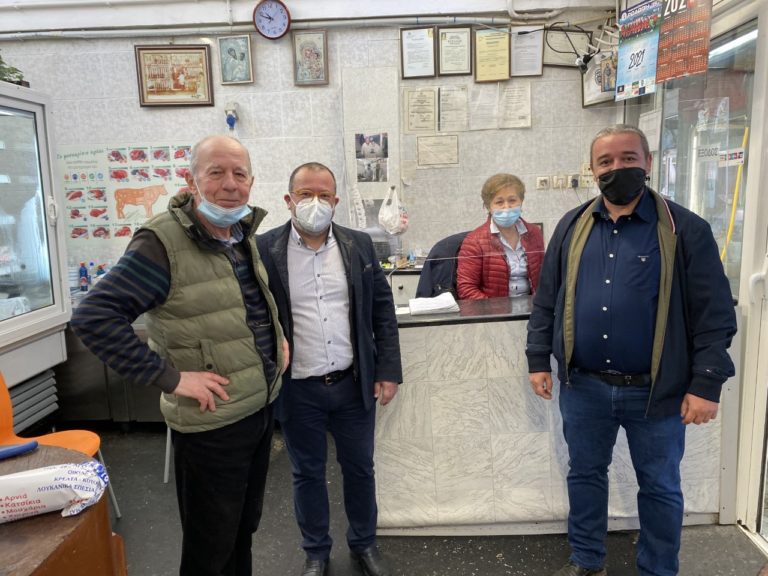 Στη Δημοτική Αγορά Κομοτηνής ο Δήμαρχος Κομοτηνής Γ. Γκαράνης