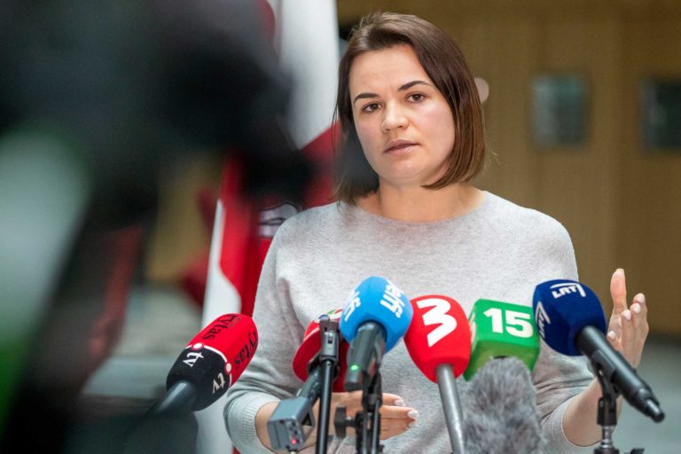 «Ειδικές Αποστολές Live»: Αποκλειστική συνέντευξη της Σβ. Τιχανόφσκαγια και σκάνδαλα διαφθοράς στην Τουρκία