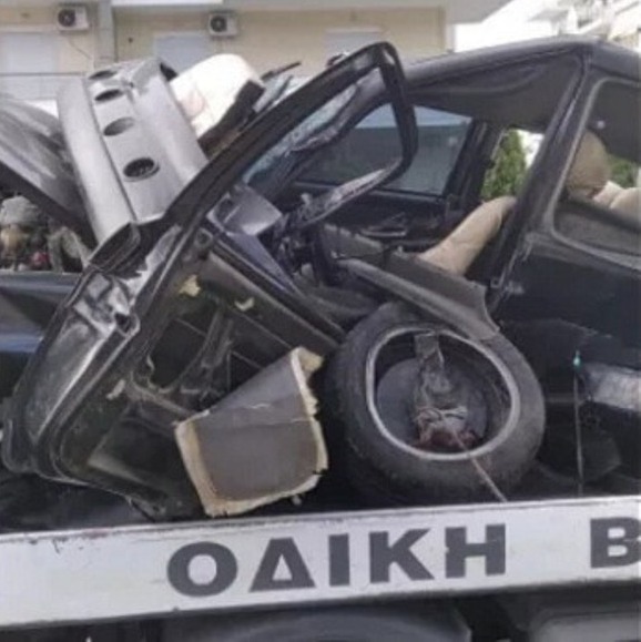 Σέρρες: Προσέκρουσε σε κολώνα της ΔΕΗ