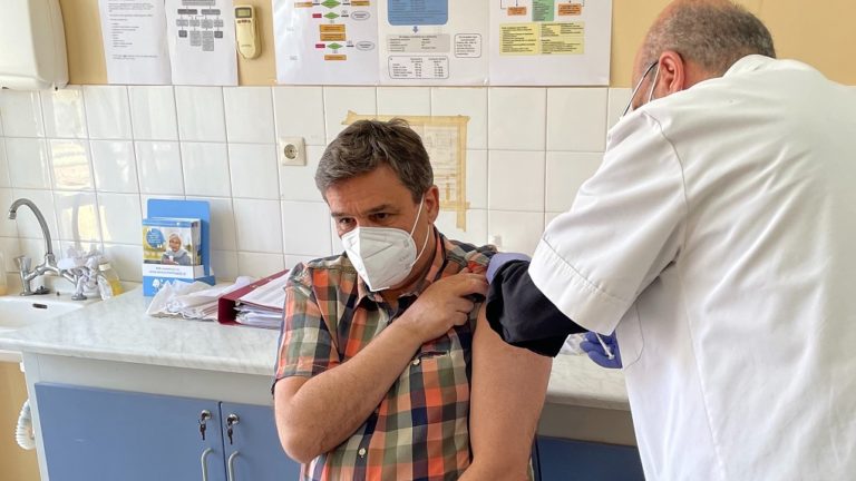 Ρέθυμνο: Ο Α. Ξανθός καλεί τους Έλληνες να εμβολιαστούν