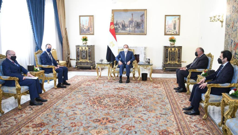 Με τον Πρόεδρο της Αιγύπτου και τον Αιγύπτιο ομόλογό του συναντήθηκε ο ΥΠΕΞ της Κύπρου στο Κάιρο
