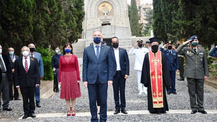 Σ. Καλαφάτης: “Είμαστε περήφανοι που συμβάλαμε στη νίκη κατά του ναζισμού και του φασισμού”