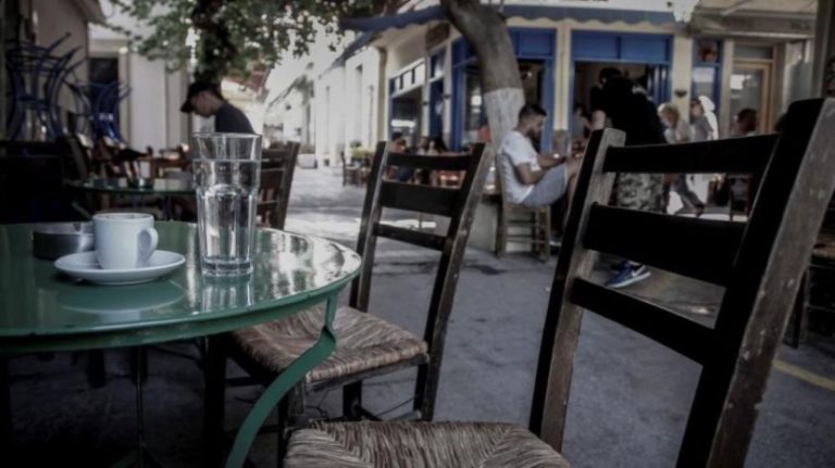 Αλμυρός: Σύλληψη ιδιοκτήτη καφενείου για χρήση μουσικής στο κατάστημα