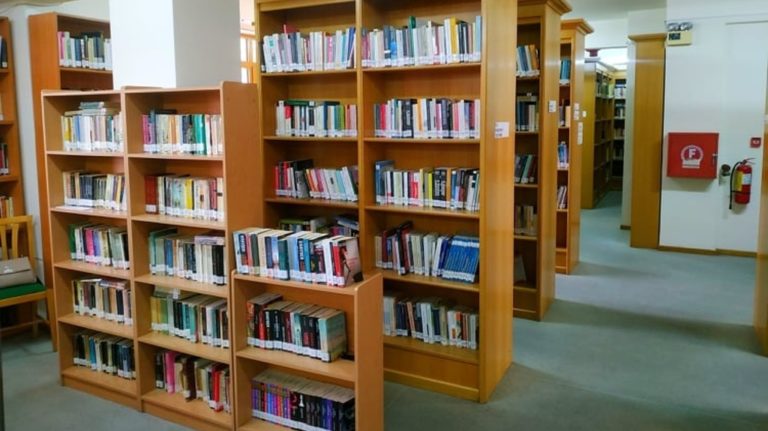 Καβάλα: «Ο καφές, η γέφυρα και ο Μαντέλα» στη Δημοτική Βιβλιοθήκη