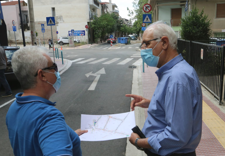Αυτοψία δημάρχου Λαρισαίων στα υπό εξέλιξη έργα
