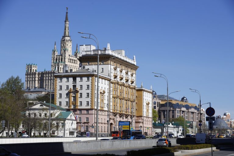 H Ρωσία απελαύνει την ακόλουθο Τύπου της αμερικανικής Πρεσβείας στην Μόσχα