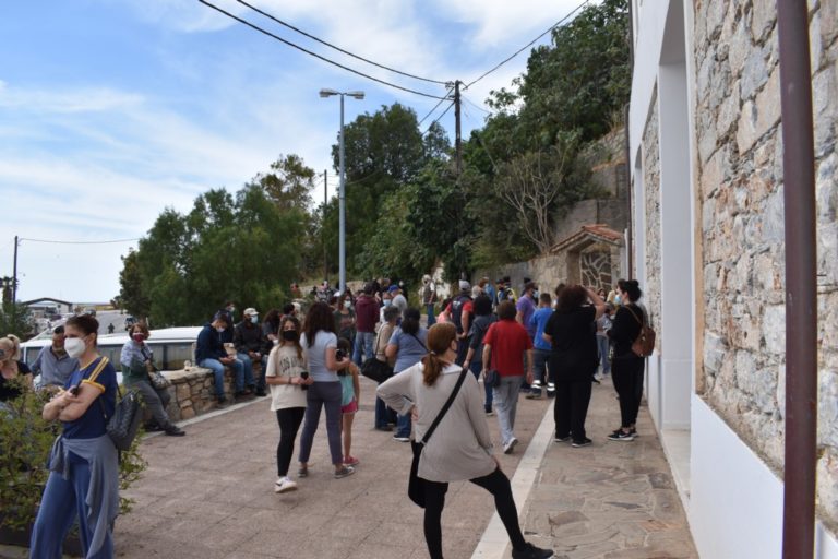 Θ. Ζαούτης: Ανησυχητική η αύξηση κρουσμάτων στην Ικαρία – Τι λέει για εμβόλια & αντισώματα (audio)