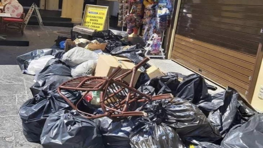 ΣΥΡΙΖΑ: Προληπτική λογοκρισία επιβάλει η Ένωση Ξενοδόχων Ρόδου για τα σκουπίδια