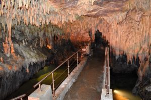 Καστοριά: Δωρεάν ξενάγηση στο Σπήλαιο του Δράκου κάθε Πέμπτη