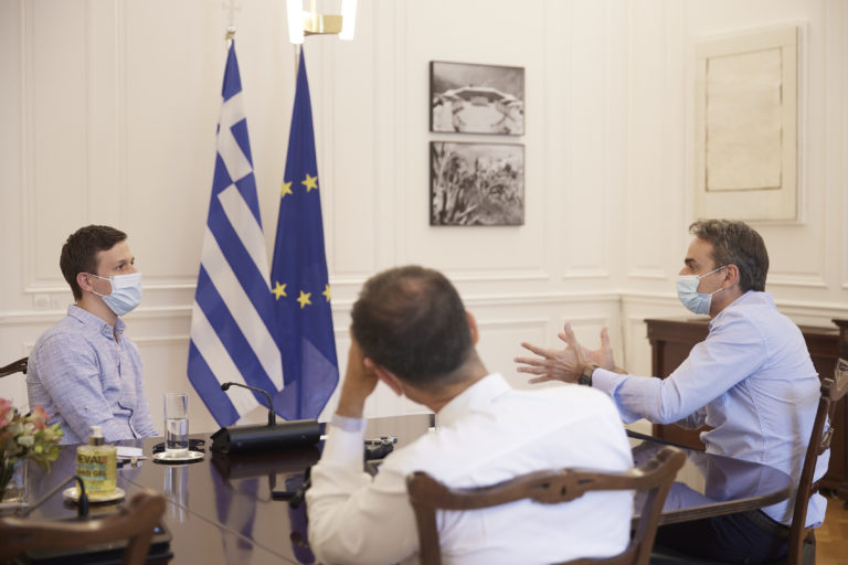 Μητσοτάκης: Τo μέλλον της καινοτομίας και του οικοσυστήματος τεχνολογίας στην Ελλάδα συζήτησε με τον ιδρυτή της Instashop Γιάννη Τσιώρη