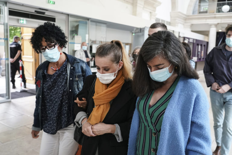 Γαλλία: Συμβολική ποινή για την Βαλερί Μπακό που σκότωσε τον βασανιστή της