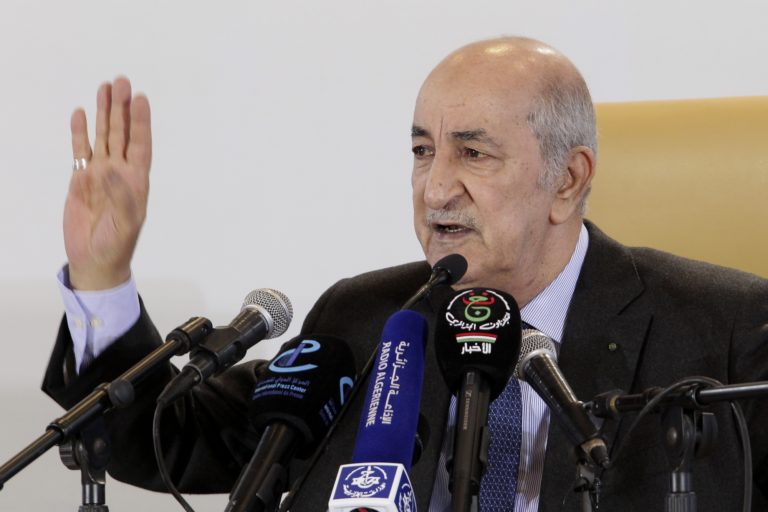 Αλγερία: Ήταν έτοιμη για επέμβαση στη Λιβύη αποκάλυψε ο πρόεδρός της