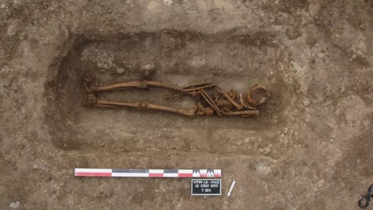 Γιατί οι άνθρωποι άνοιγαν τους τάφους πριν από 1.400 χρόνια;