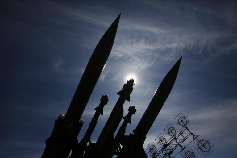 Σερβία: Διαψεύδει το Βελιγράδι ότι σερβικός πύραυλος έπληξε το βουλγαρικό MIG-29 που κατέπεσε στη Μαύρη Θάλασσα