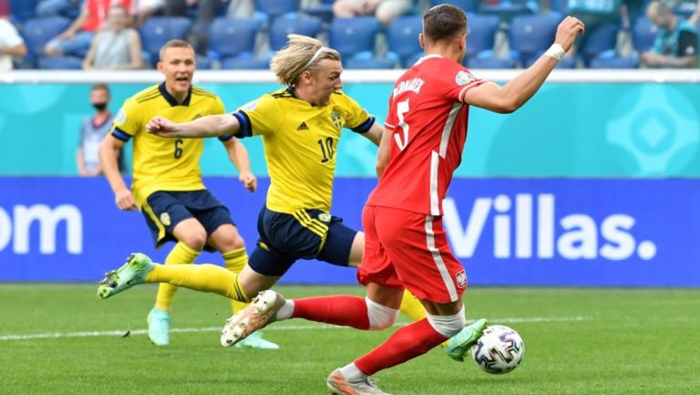 Πρώτη και καλύτερη στους «16» η Σουηδία, 3-2 την Πολωνία σε ματς-θρίλερ