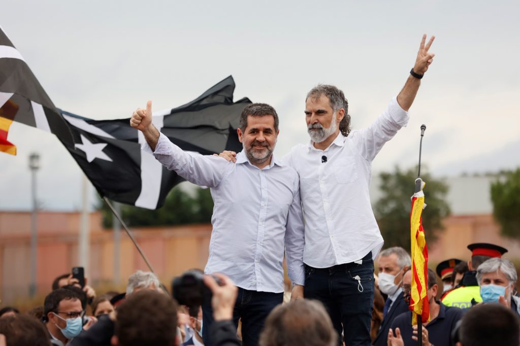 Αποφυλακίστηκαν οι εννέα Καταλανοί πολιτικοί μετά την απονομή χάριτος
