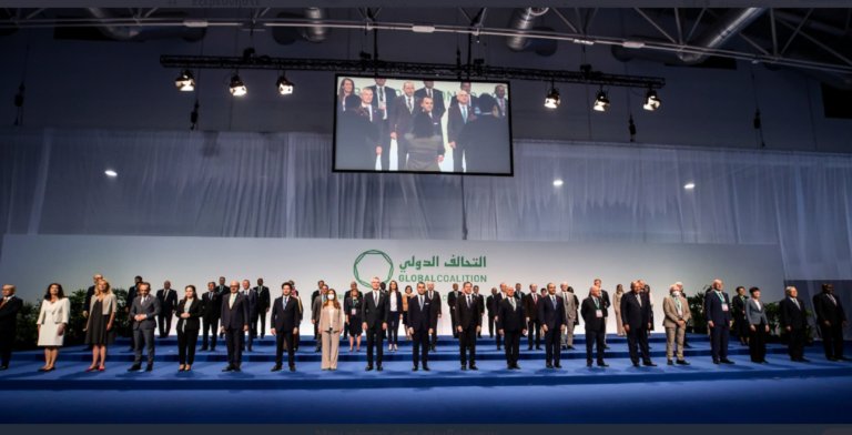 Στη Ρώμη ο Ν. Δένδιας για τη συνάντηση Παγκόσμιας Συμμαχίας κατά του «Ισλαμικού κράτους»