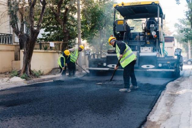 Δήμος Ελασσόνας: Συντηρεί το οδικό δίκτυο με εργολαβία 938 χιλ. ευρώ