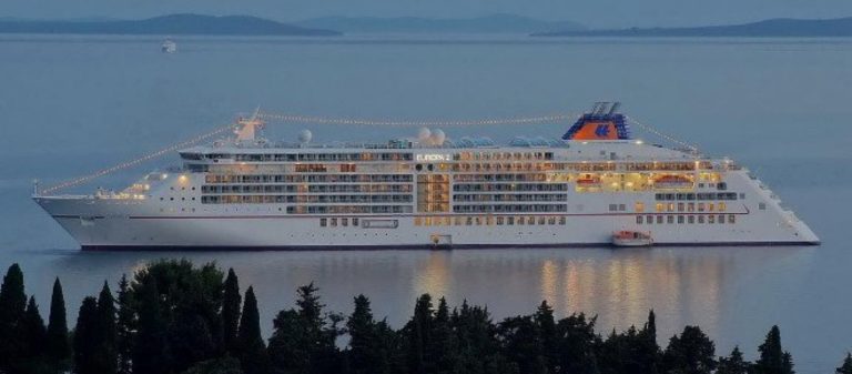 Στον Βόλο το Europa με 121 επιβάτες