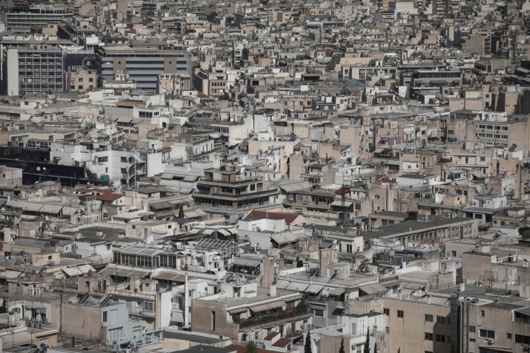 Δήμος Αθηναίων: «Δίχτυ» προστασίας για τον ευάλωτο πληθυσμό της πόλης 