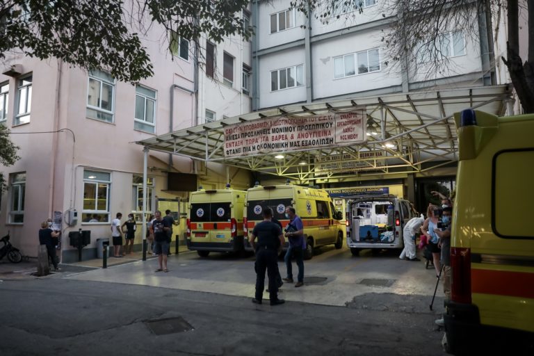 Εξιτήρια έλαβαν οι επτά Μητροπολίτες – Για νοσηλεία παρέμεινε ο γραμματέας Συνοδικού