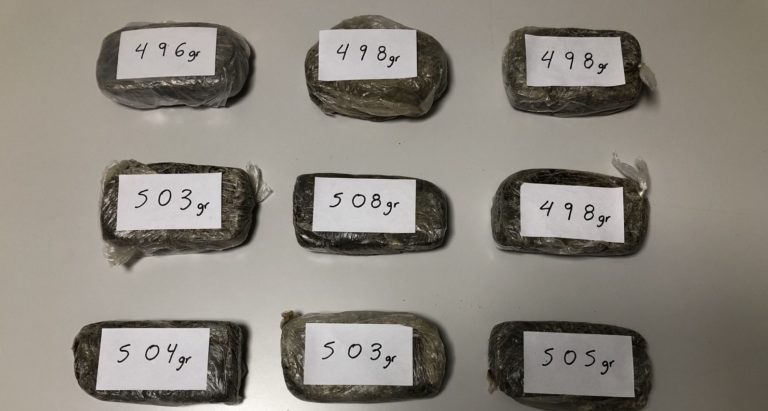 Θεσσαλονίκη: Συνελήφθη με πέντε κιλά ηρωίνη σε χειραποσκευή