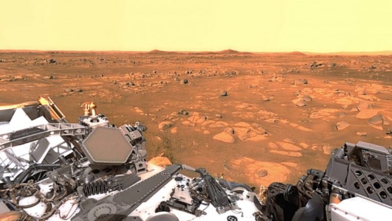 Η NASA παρουσιάζει νέα διαδραστική εικόνα 360 μοιρών από την επιφάνεια του Άρη
