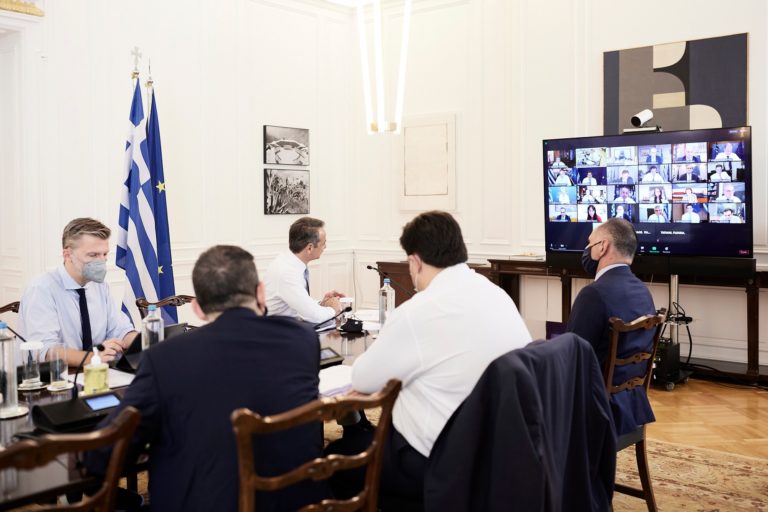 Κ. Μητσοτάκης: Οι μεταρρυθμίσεις δεν κάνουν διακοπές -Υπουργικό για νέο σχολείο, νέες επικουρικές και ΕΛ. ΑΣ.