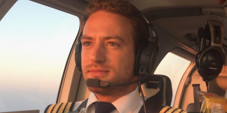 Γλυκά Νερά: Ποιος ήταν ο 32χρονος πιλότος που ομολόγησε τη δολοφονία της Καρολάιν