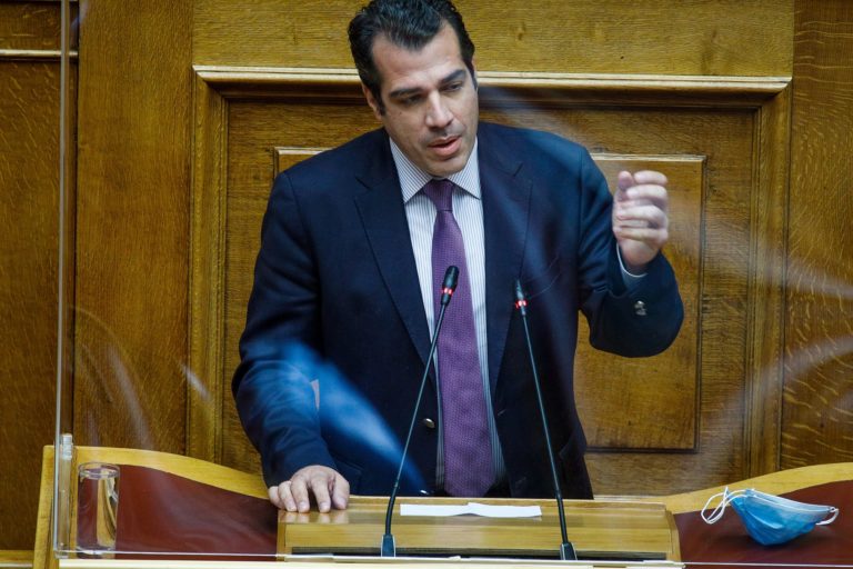 Θάνος Πλεύρης στο Πρώτο: Προς όφελος των εργαζομένων το νομοσχέδιο για τα εργασιακά (audio)