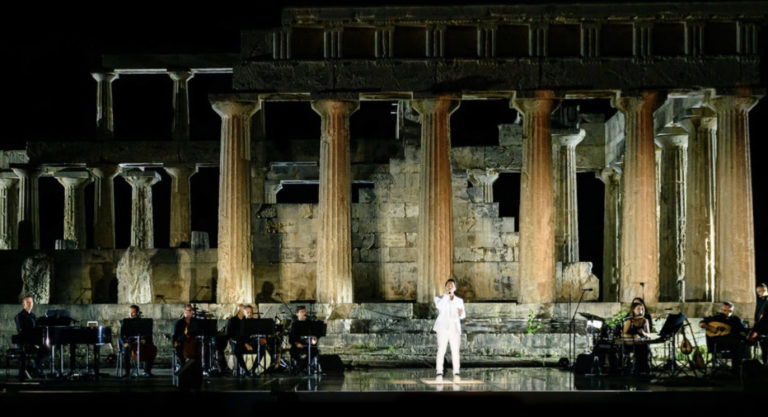 Μια συναυλία – ύμνος για την Ελλάδα από τον ΕΟΤ, στον Ναό της Αφαίας στην Αίγινα με τον Γιώργο Περρή – “A Sunset In Greece” (video)
